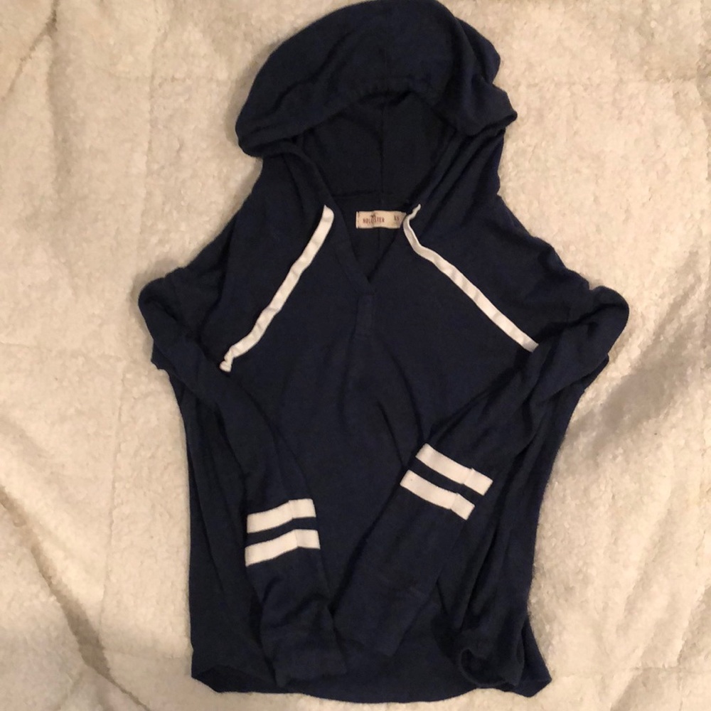 Long sleeve shirt with hood